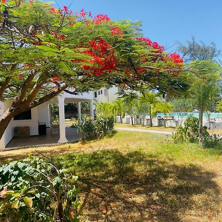 3 Bedroom White House Malindi Exterior photo